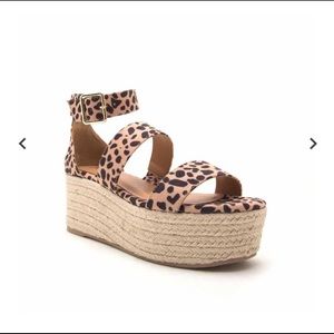 Qupid Cheetah Platforms